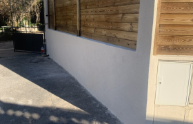 Rénovation et finition des planches de bois par lazure à Gardanne